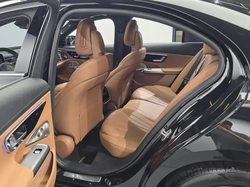 2025 Mercedes-Benz E-Класс с пробегом 10 366 км