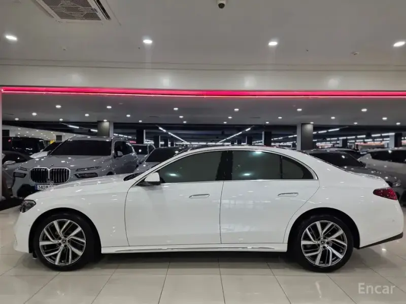 2024 Mercedes-Benz E-Класс с пробегом 10 060 км