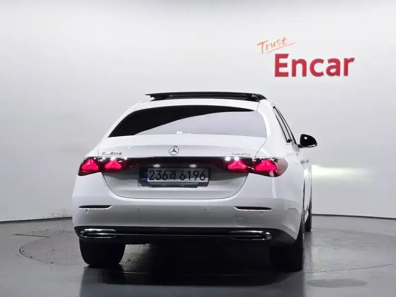 2024 Mercedes-Benz E-Класс с пробегом 21 448 км