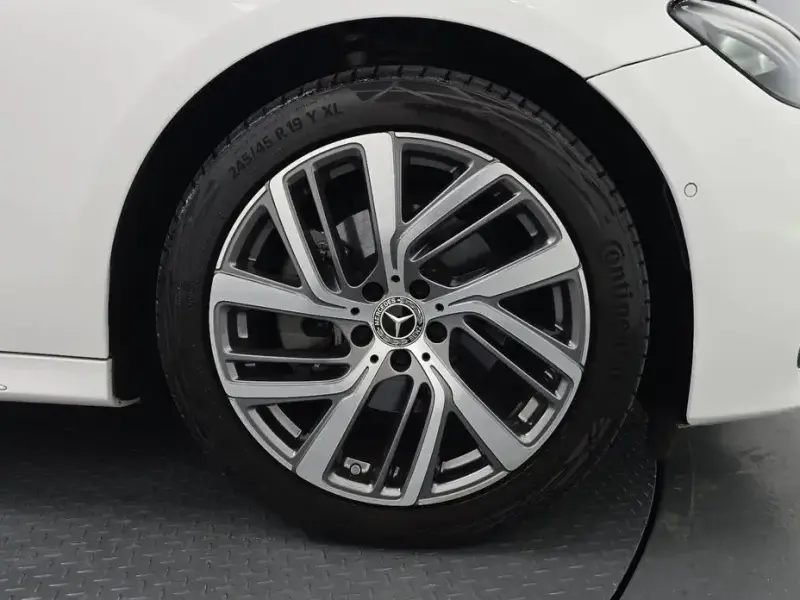 2024 Mercedes-Benz E-Класс с пробегом 21 448 км