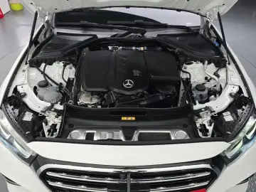 2024 Mercedes-Benz E-Класс с пробегом 21 448 км