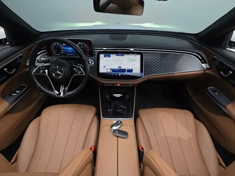 2024 Mercedes-Benz E-Класс с пробегом 21 448 км
