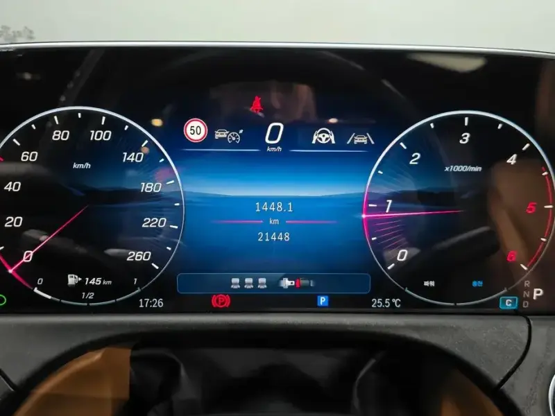 2024 Mercedes-Benz E-Класс с пробегом 21 448 км