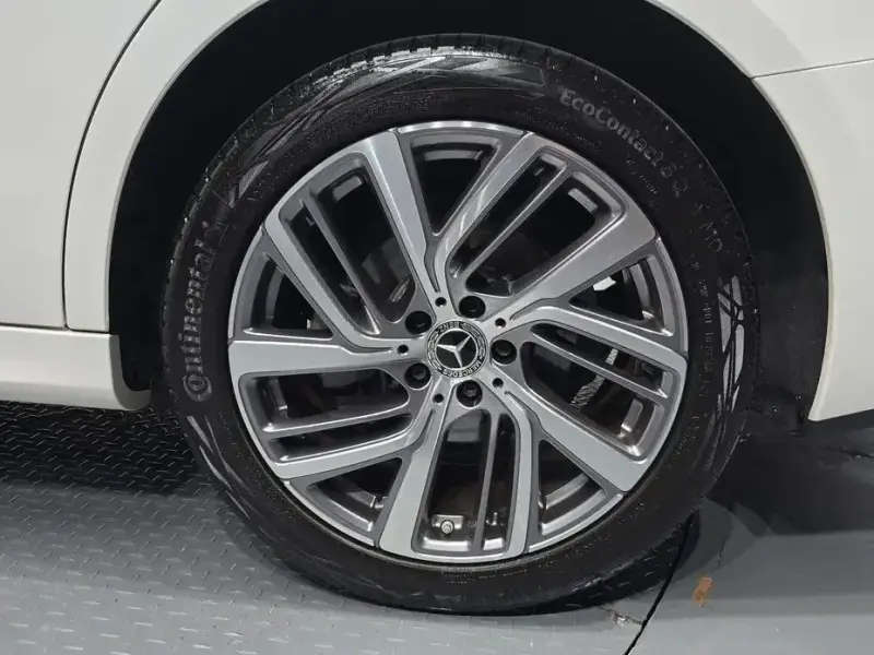 2024 Mercedes-Benz E-Класс с пробегом 21 448 км