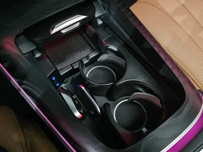2025 Mercedes-Benz E-Класс с пробегом 6 953 км
