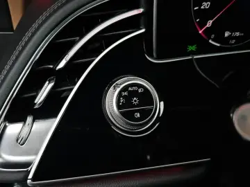 2025 Mercedes-Benz E-Класс с пробегом 6 953 км