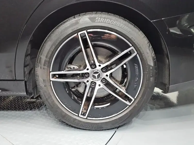2025 Mercedes-Benz E-Класс с пробегом 6 953 км