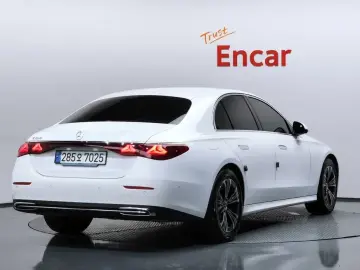 2024 Mercedes-Benz E-Класс с пробегом 10 268 км