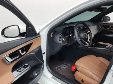 2024 Mercedes-Benz E-Класс с пробегом 10 268 км