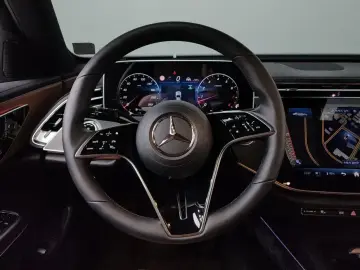 2024 Mercedes-Benz E-Класс с пробегом 10 268 км