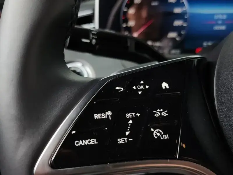 2024 Mercedes-Benz E-Класс с пробегом 10 268 км