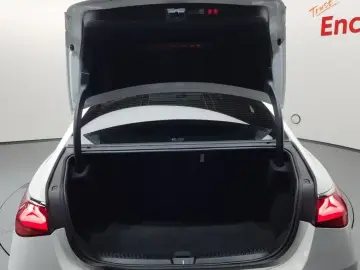 2024 Mercedes-Benz E-Класс с пробегом 10 268 км