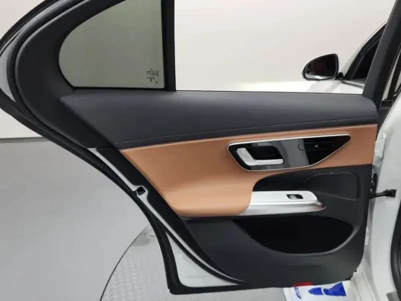 2024 Mercedes-Benz E-Класс с пробегом 10 268 км
