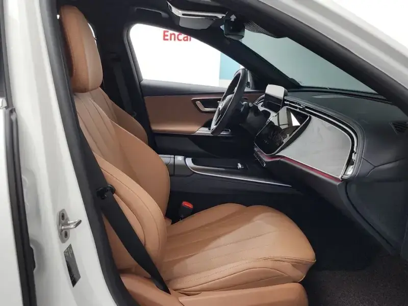 2024 Mercedes-Benz E-Класс с пробегом 10 268 км