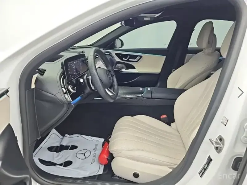 2025 Mercedes-Benz E-Класс с пробегом 28 042 км