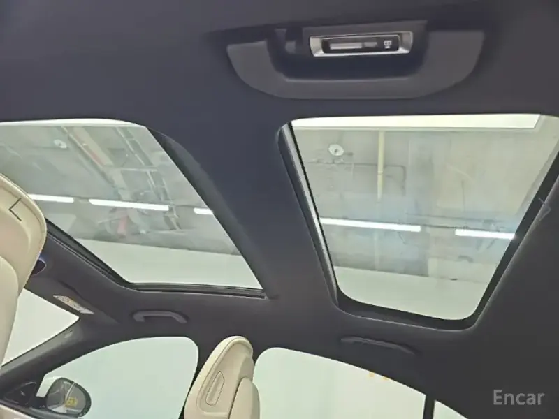 2025 Mercedes-Benz E-Класс с пробегом 28 042 км