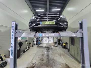 2025 Mercedes-Benz E-Класс с пробегом 21 864 км