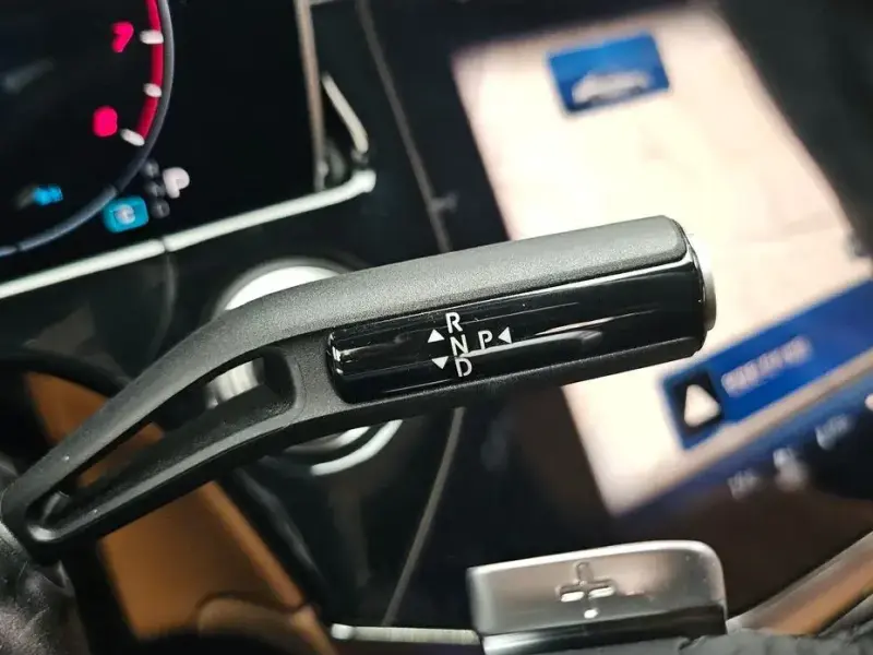 2025 Mercedes-Benz E-Класс с пробегом 16 260 км