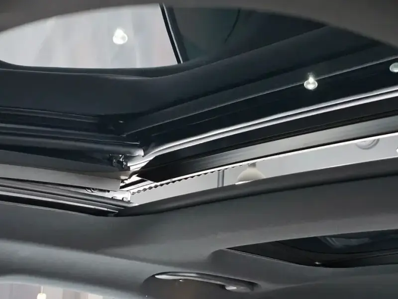 2025 Mercedes-Benz E-Класс с пробегом 16 260 км