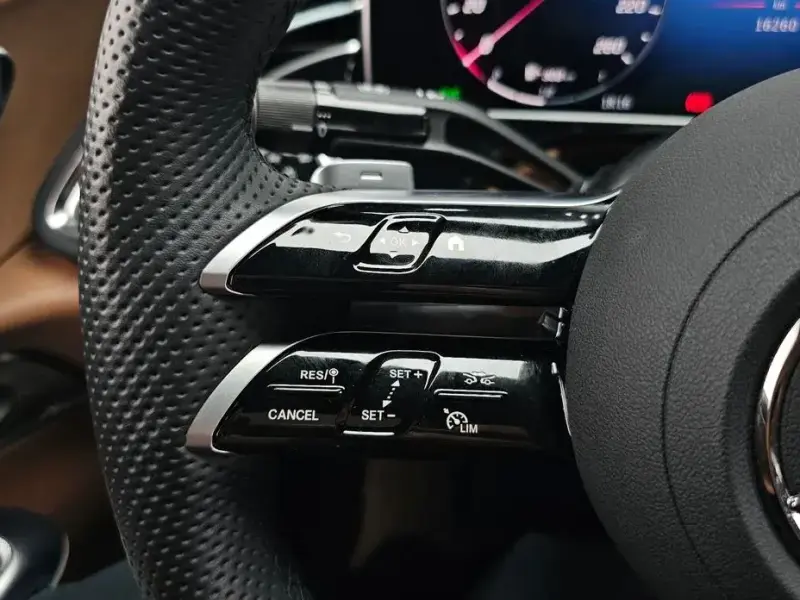 2025 Mercedes-Benz E-Класс с пробегом 16 260 км
