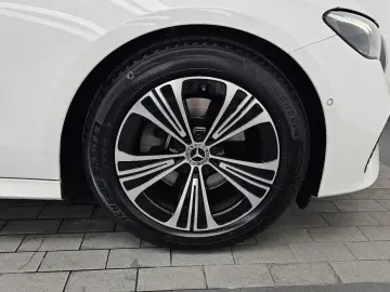 2025 Mercedes-Benz E-Класс с пробегом 40 046 км