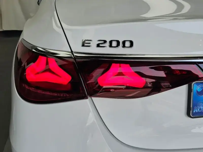 2025 Mercedes-Benz E-Класс с пробегом 40 046 км