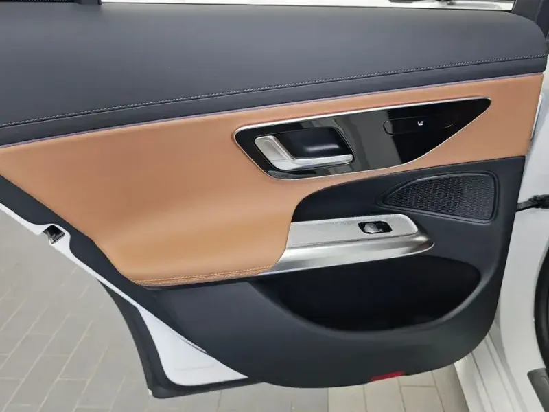 2025 Mercedes-Benz E-Класс с пробегом 40 046 км