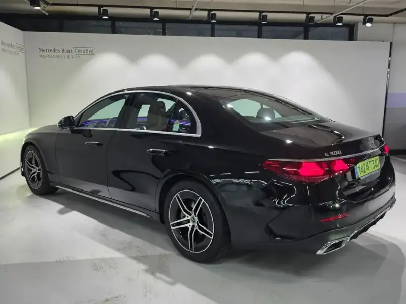 2025 Mercedes-Benz E-Класс с пробегом 2 120 км
