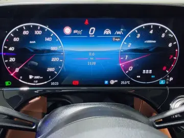 2025 Mercedes-Benz E-Класс с пробегом 2 120 км