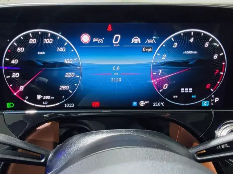 2025 Mercedes-Benz E-Класс с пробегом 2 120 км