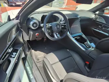 2025 Mercedes-Benz SL-Класс AMG с пробегом 24 км