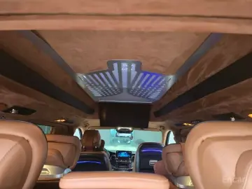2023 Mercedes-Benz V-Класс с пробегом 31 335 км