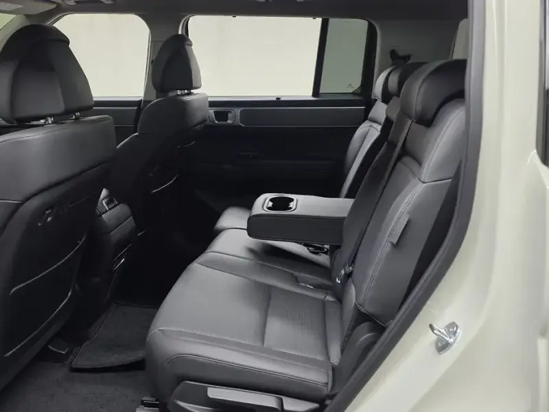 2024 Hyundai Santa Fe с пробегом 34 256 км