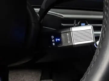2024 Hyundai Santa Fe с пробегом 30 298 км