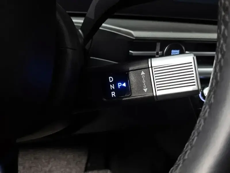 2024 Hyundai Santa Fe с пробегом 30 298 км