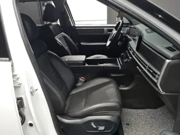 2024 Hyundai Santa Fe с пробегом 30 298 км