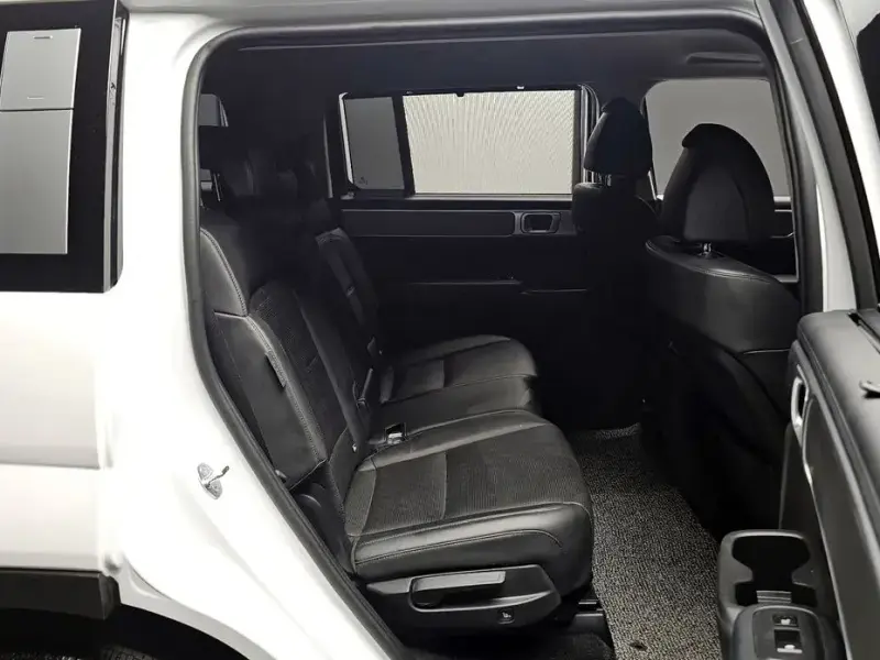 2024 Hyundai Santa Fe с пробегом 30 298 км