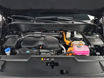 2025 Hyundai Santa Fe с пробегом 10 014 км