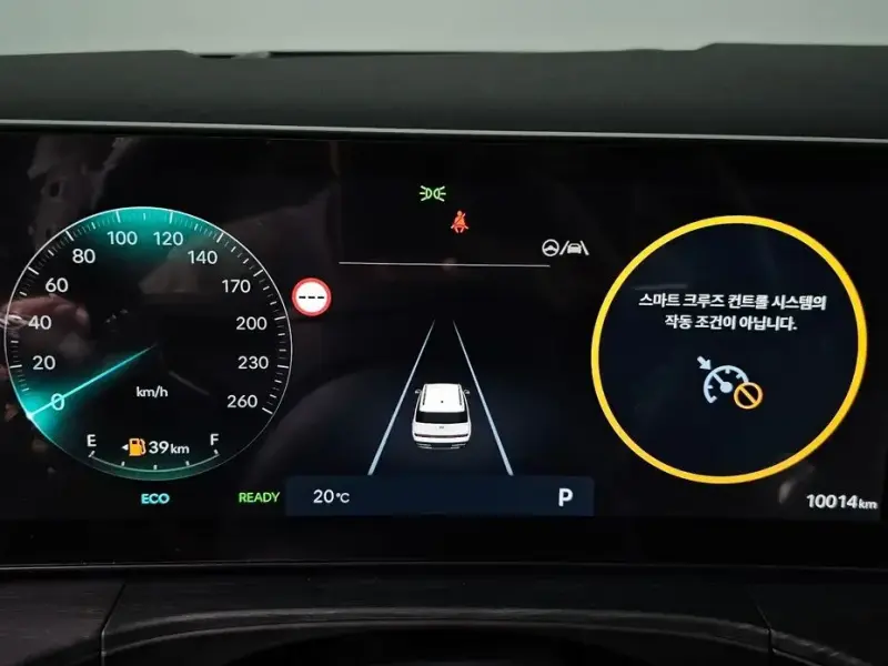 2025 Hyundai Santa Fe с пробегом 10 014 км