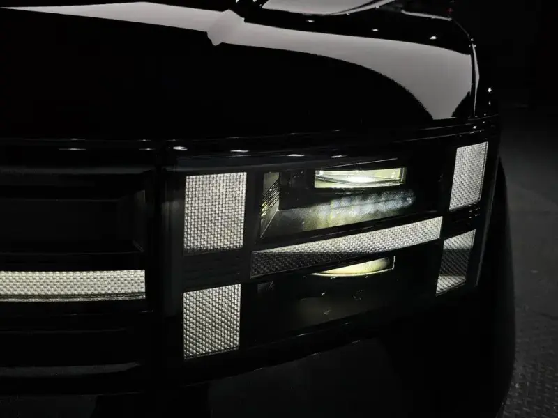2025 Hyundai Santa Fe с пробегом 10 014 км