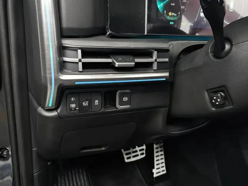 2025 Hyundai Santa Fe с пробегом 10 014 км