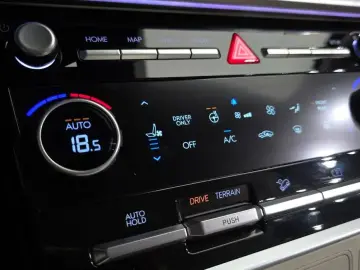 2024 Hyundai Santa Fe с пробегом 24 970 км