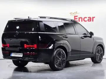 2025 Hyundai Santa Fe с пробегом 27 504 км