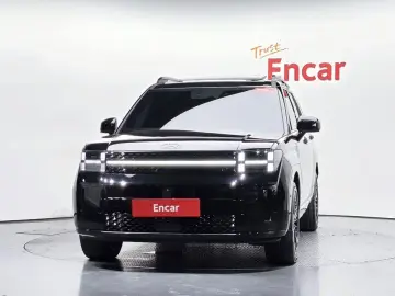 2025 Hyundai Santa Fe с пробегом 27 504 км