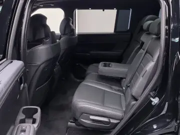 2025 Hyundai Santa Fe с пробегом 27 504 км
