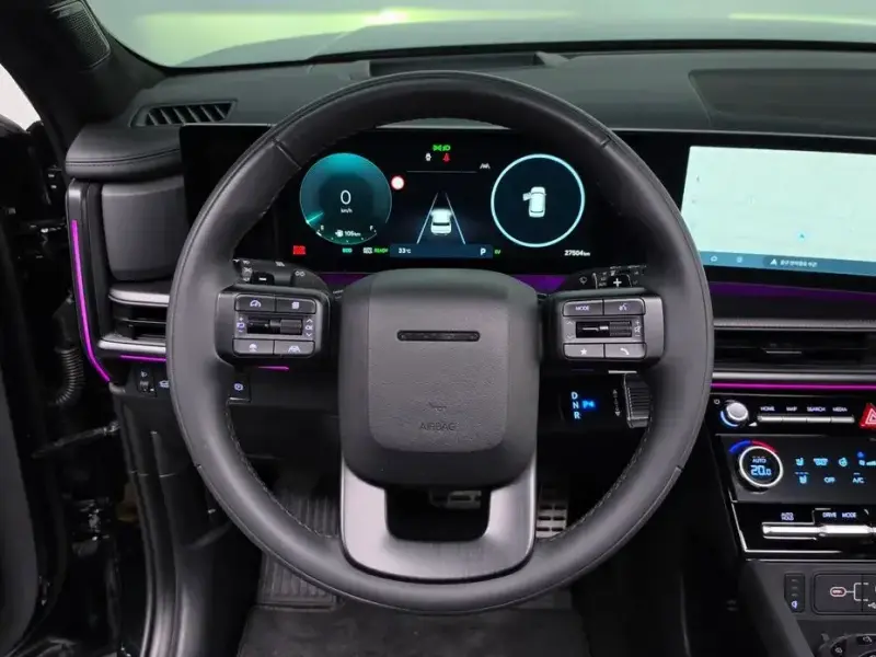 2025 Hyundai Santa Fe с пробегом 27 504 км