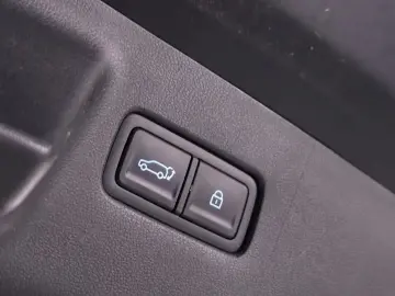 2025 Hyundai Santa Fe с пробегом 27 504 км