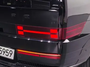 2025 Hyundai Santa Fe с пробегом 27 504 км