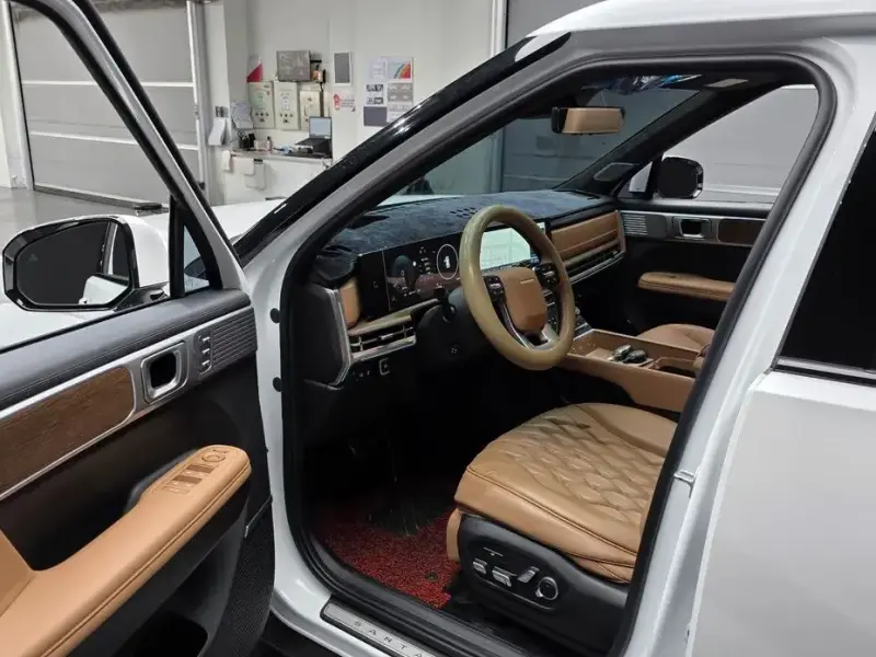2024 Hyundai Santa Fe с пробегом 24 956 км