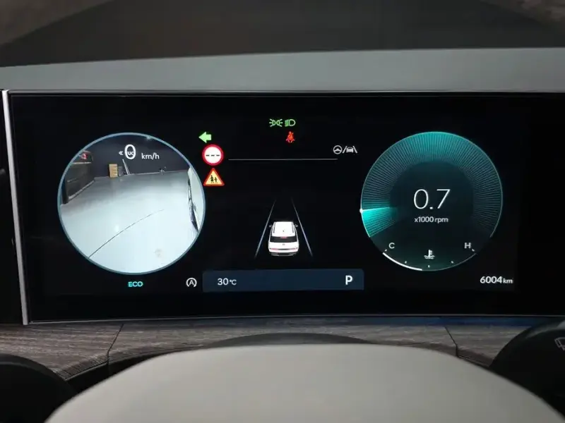 2024 Hyundai Santa Fe с пробегом 6 004 км